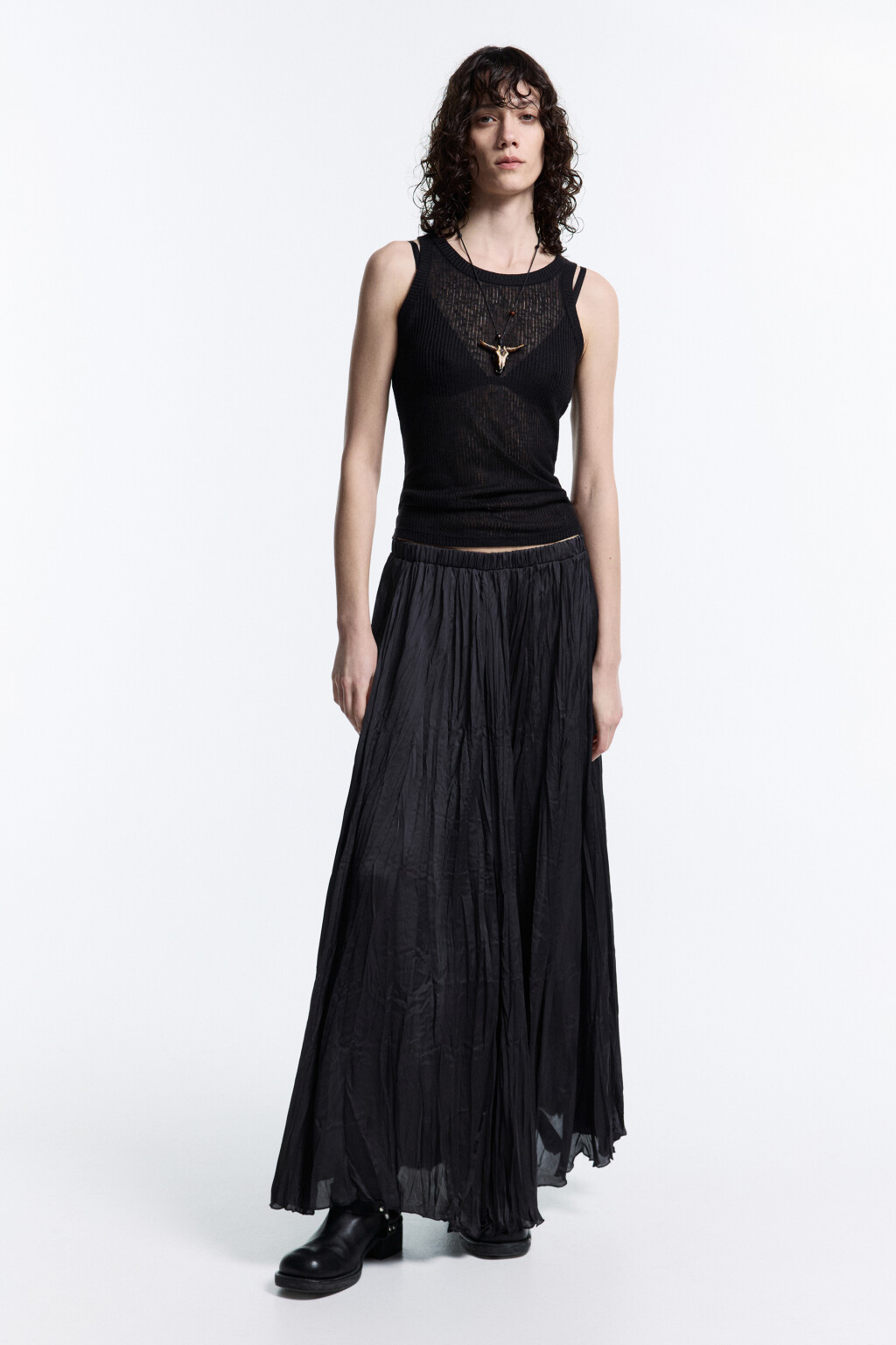 Юбка-трапеция макси из жатой атласной ткани - цвет серый - 5