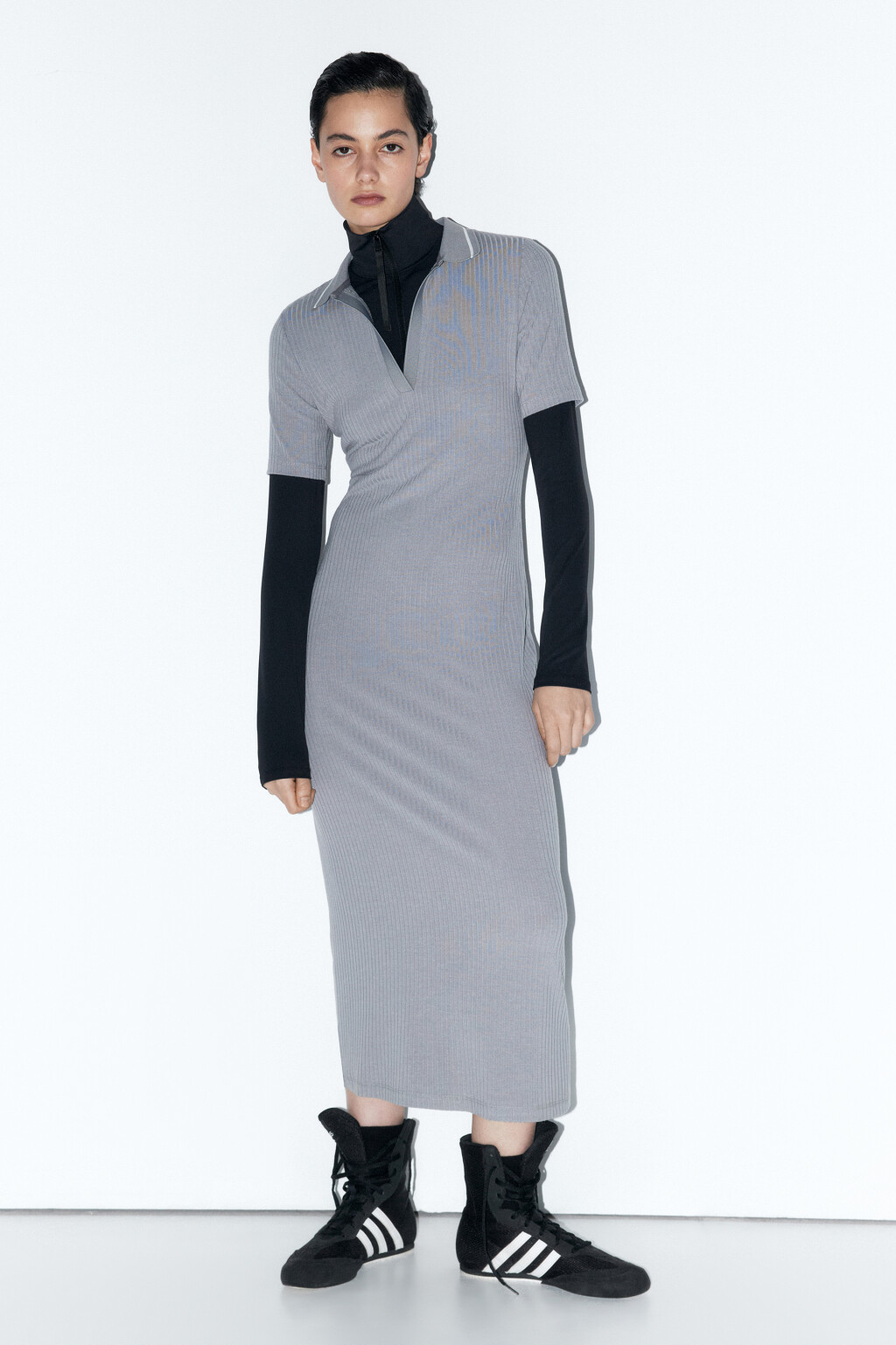 Платье-поло миди облегающее в рубчик - цвет серый - 2