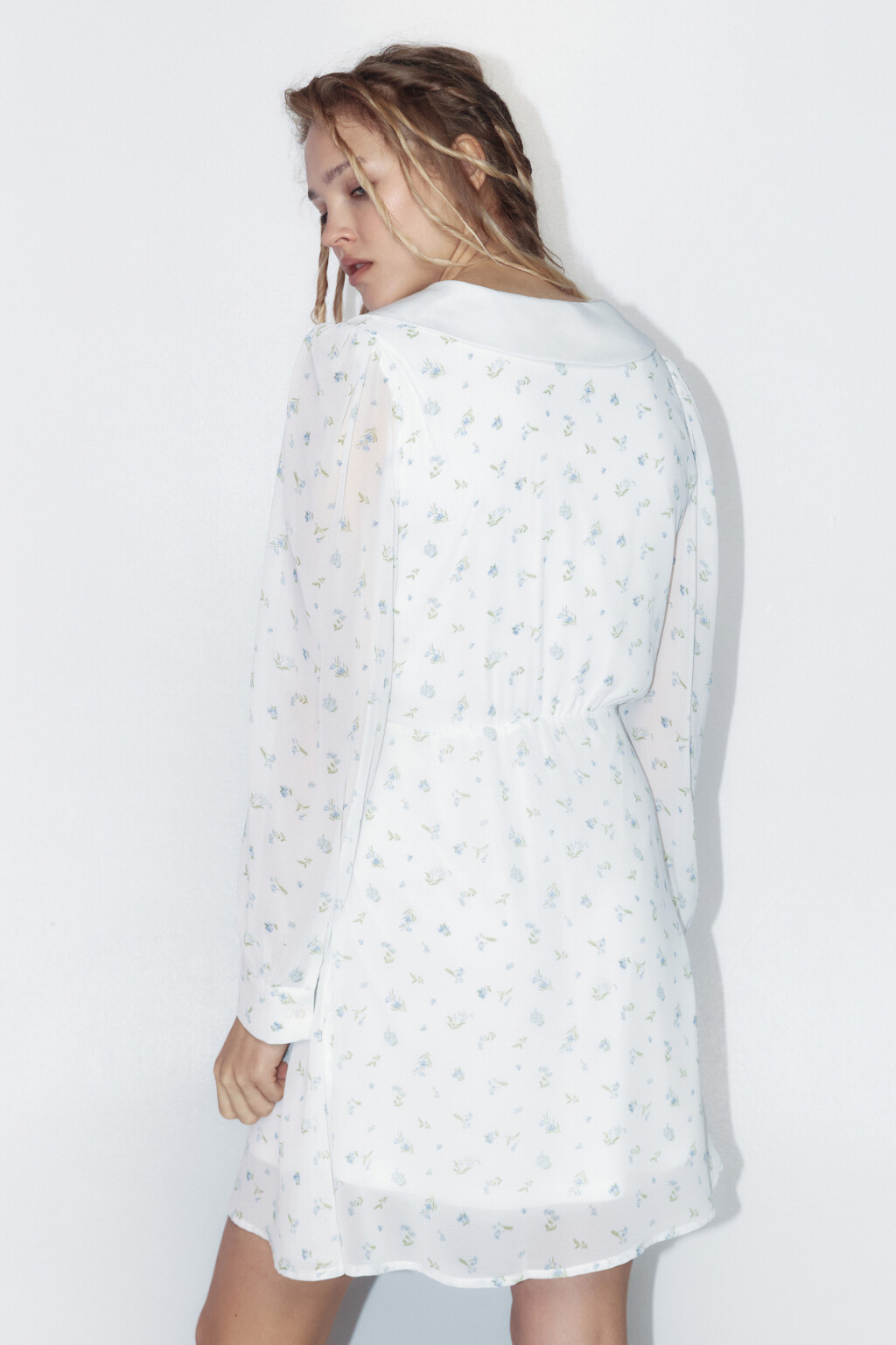 Платье шифоновое с белым воротничком - цвет голубой - 5