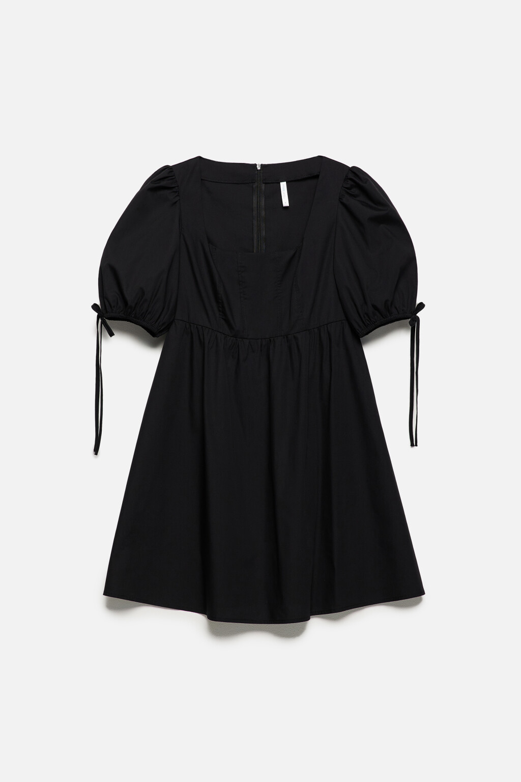 Платье мини приталенное с пышными рукавами - цвет черный - 8
