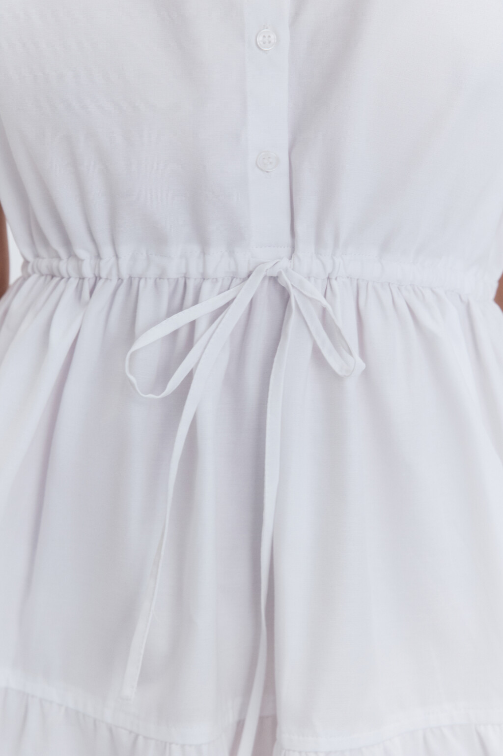 Платье-рубашка мини с ярусной юбкой - цвет белый - 7