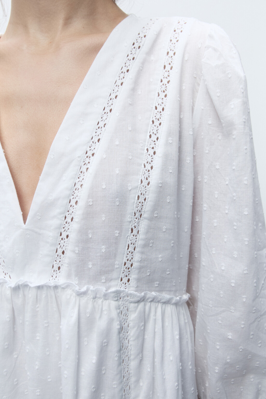 Платье А-силуэта хлопковое с V-вырезом - цвет белый - 6