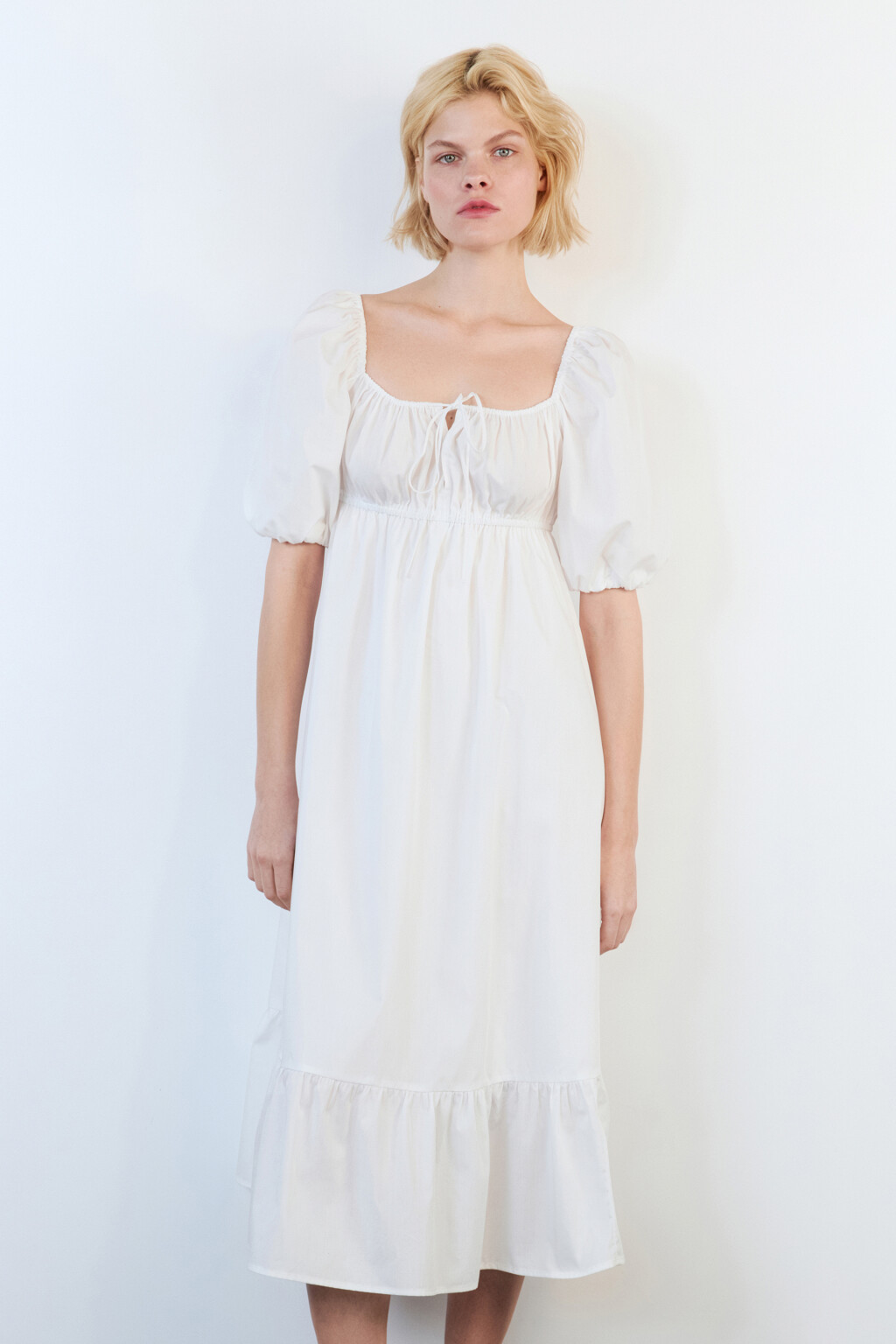 Платье миди с завязками на груди и воланом - цвет белый - 9