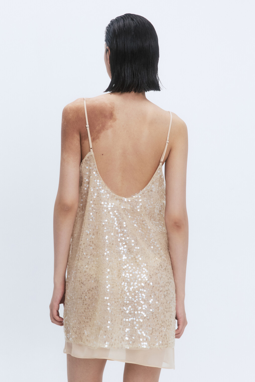 Платье мини шифоновое с пайетками - цвет серый - 6