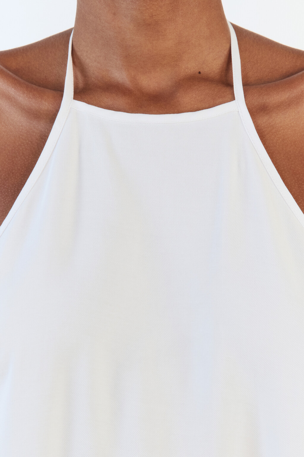 Платье-трапеция миди вискозное на тонких бретелях - цвет белый - 6