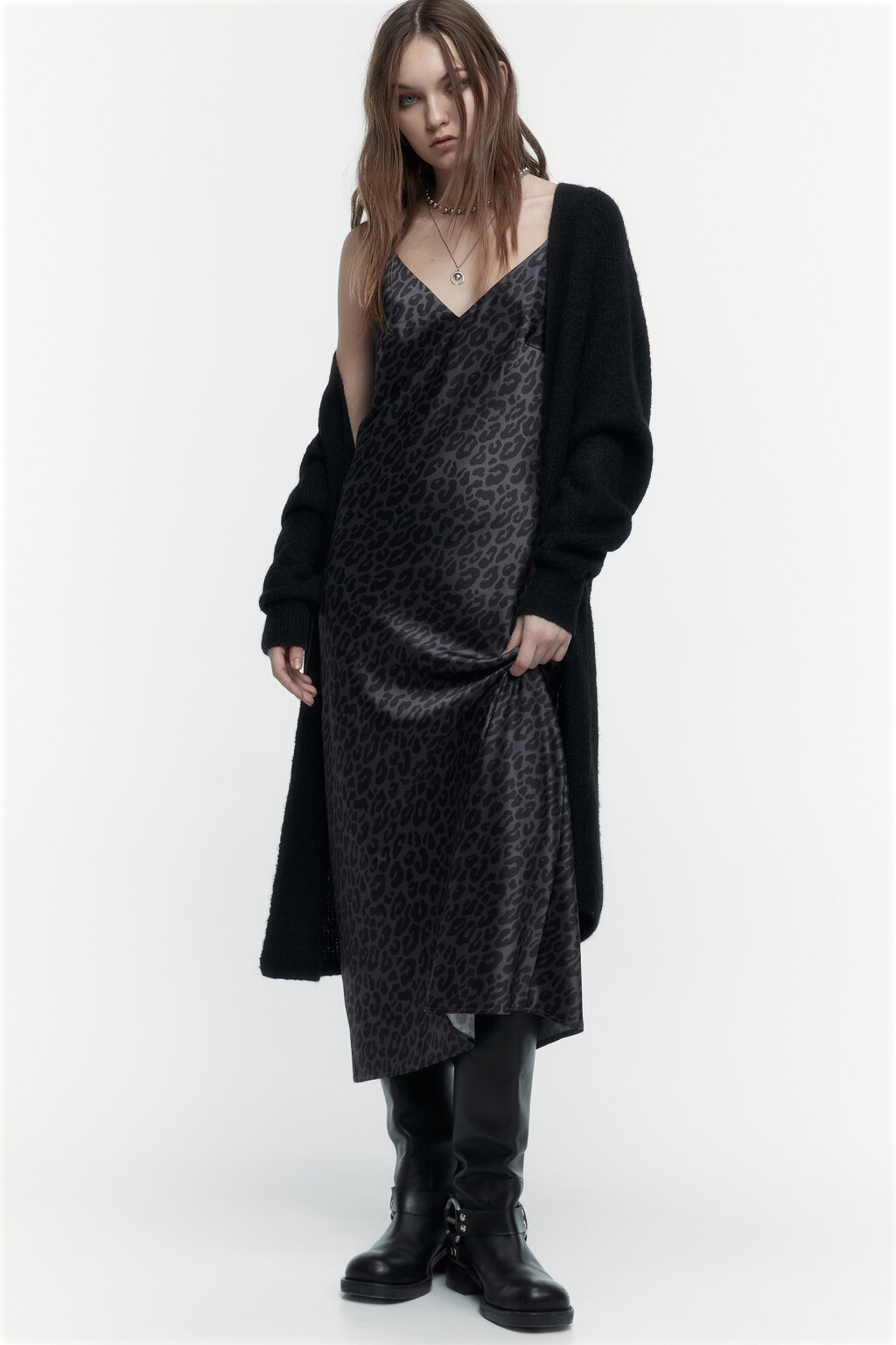 Платье-комбинация миди атласное - цвет черный - 2