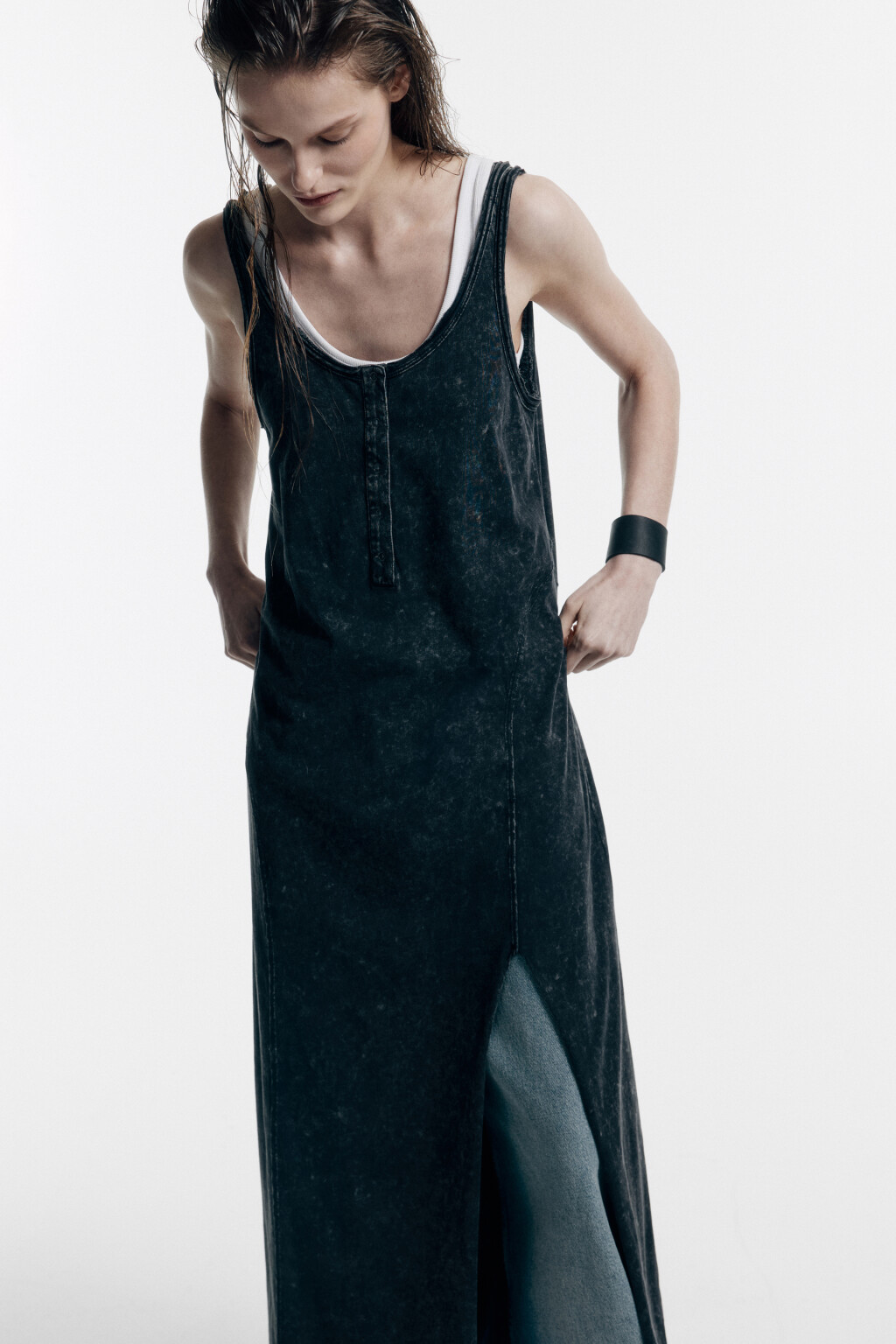 Платье-майка миди из вареного трикотажа - цвет серый - 2