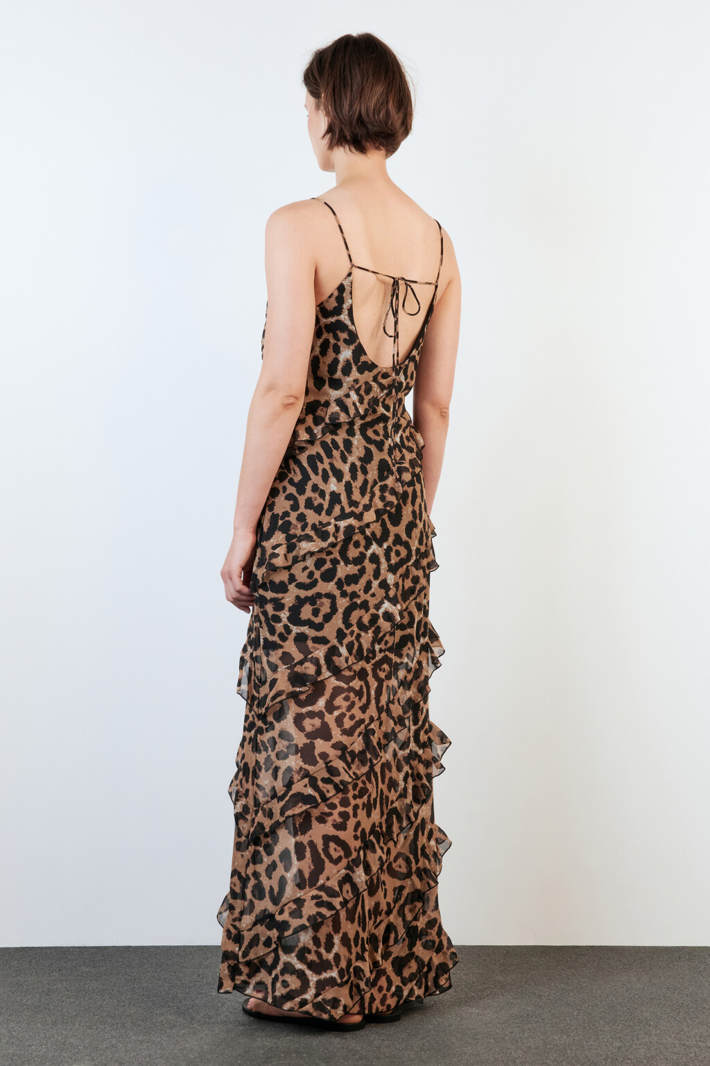 Платье-комбинация макси шифоновое с воланами - цвет бежевый - 4