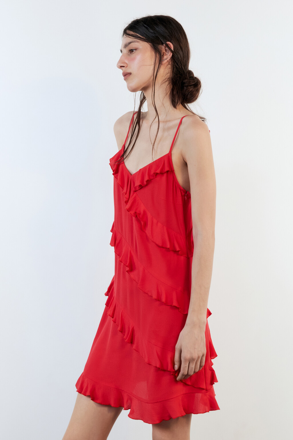 Платье-комбинация мини вискозное с воланами - цвет красный - 3