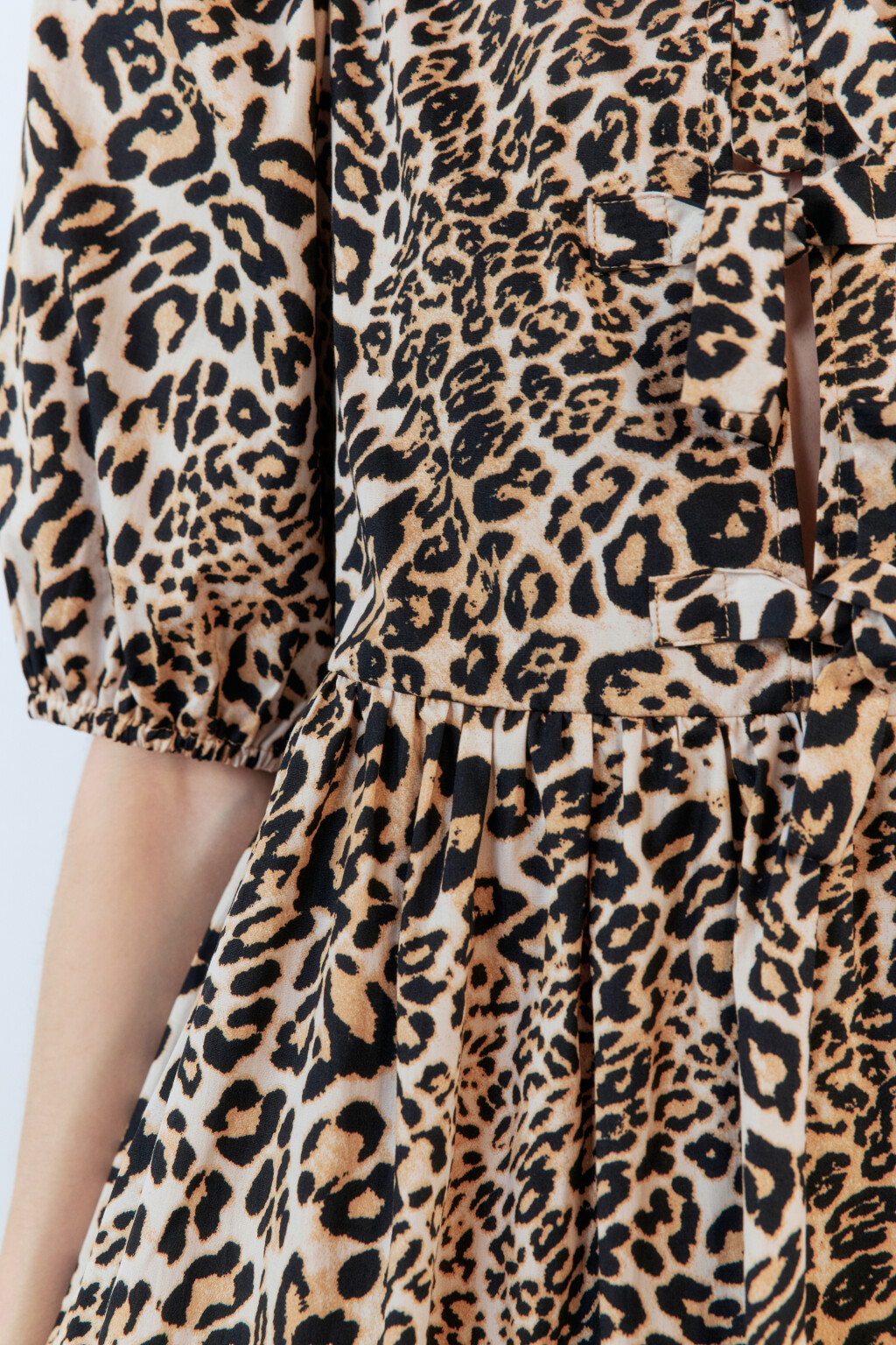 Платье baby-doll с завязками на груди - цвет бежевый - 9