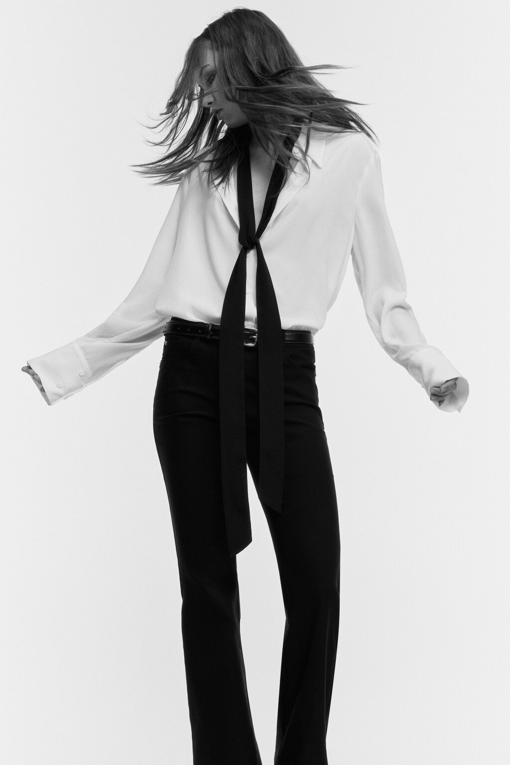 Рубашка с длинными рукавами и галстуком - цвет белый - 1