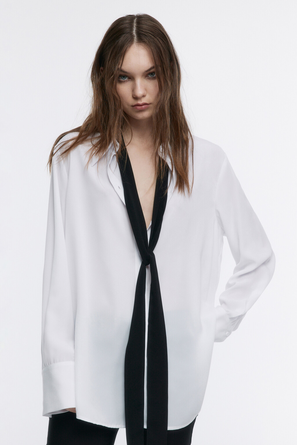 Рубашка с длинными рукавами и галстуком - цвет белый - 4
