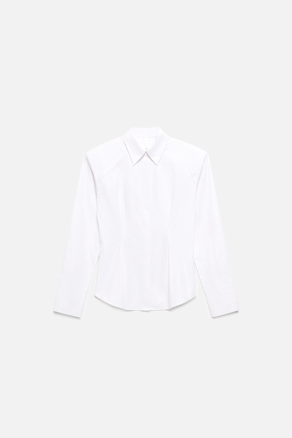 Блузка приталенная с подплечниками - цвет белый - 10