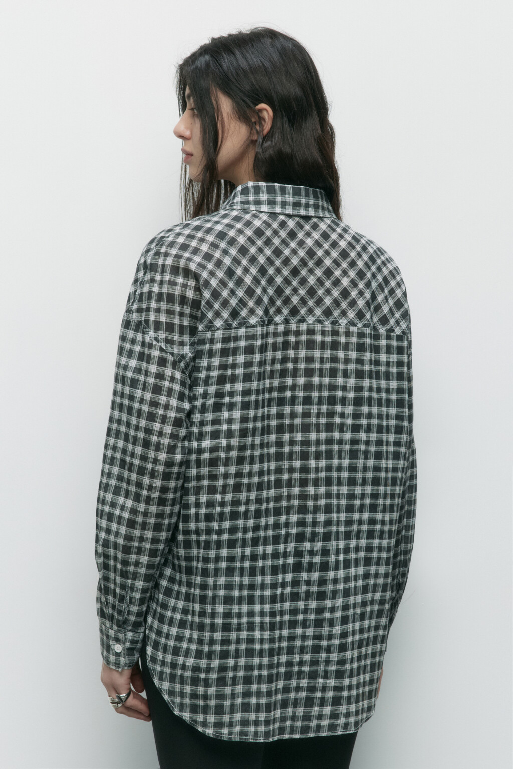 Рубашка oversize клетчатая с вареным эффектом - цвет черный - 5