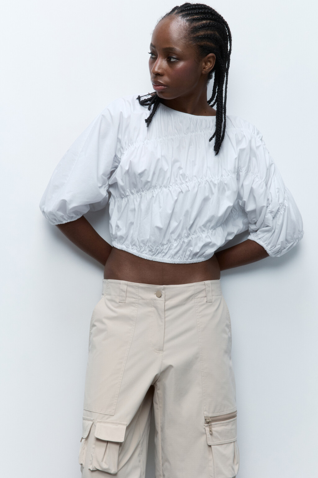 Блузка-топ хлопковая с жатым эффектом - цвет белый - 2