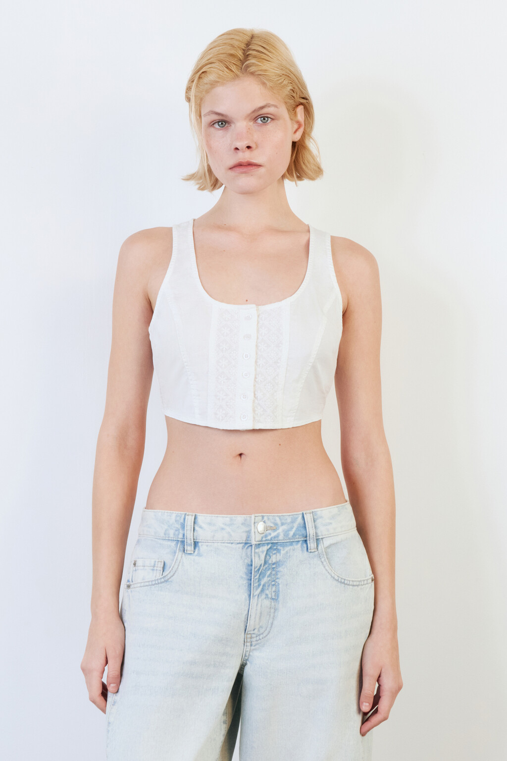 Топ-жилет облегающий с вареным эффектом - цвет белый - 2
