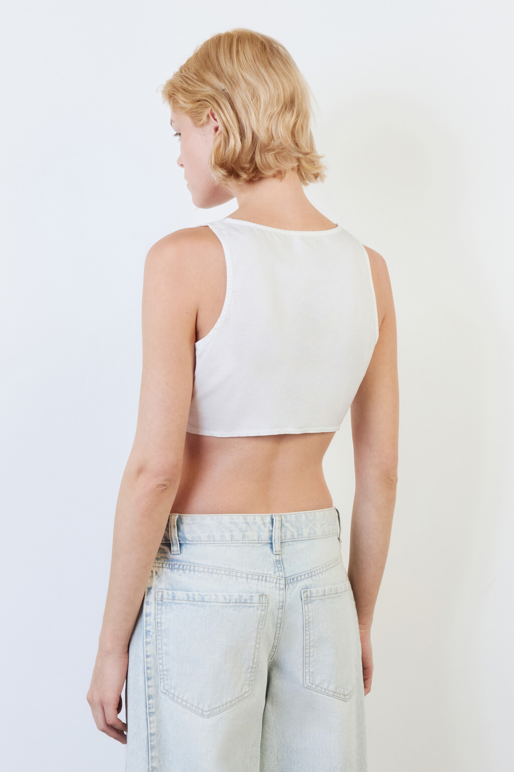 Топ-жилет облегающий с вареным эффектом - цвет белый - 4