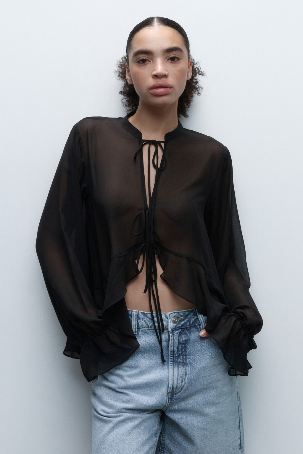 Блузка шифоновая с длинными рукавами и завязками - цвет черный - 2