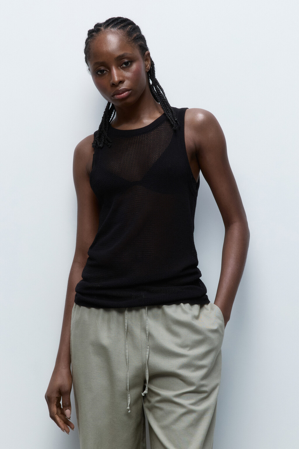 Майка вискозная тонкой вязки - цвет черный - 2