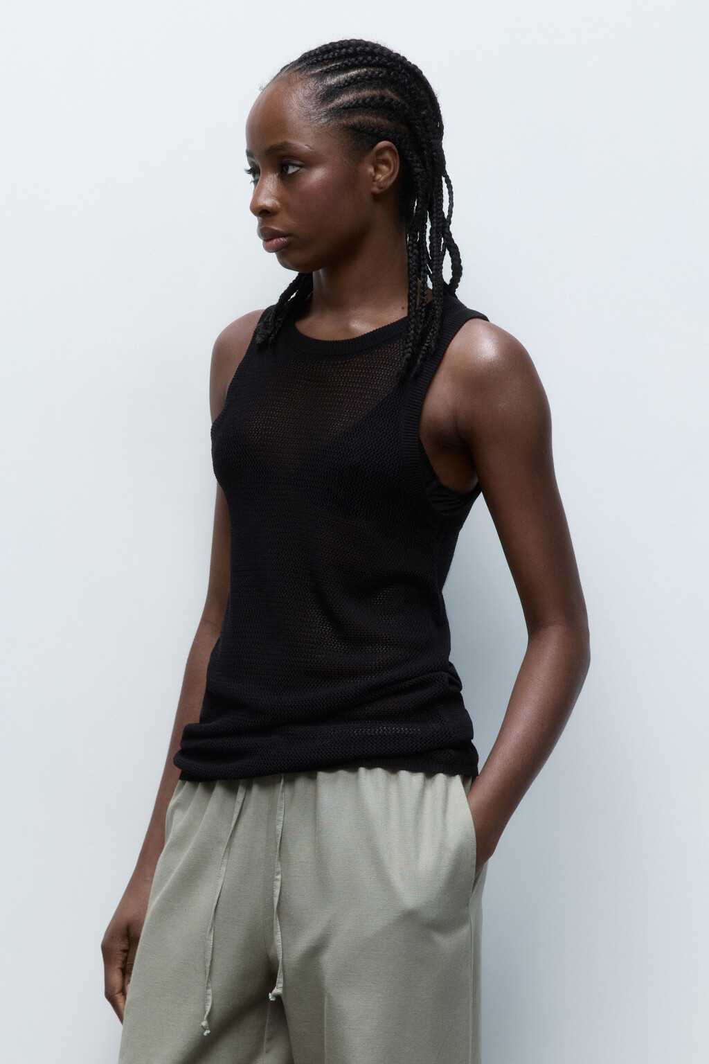 Майка вискозная тонкой вязки - цвет черный - 3