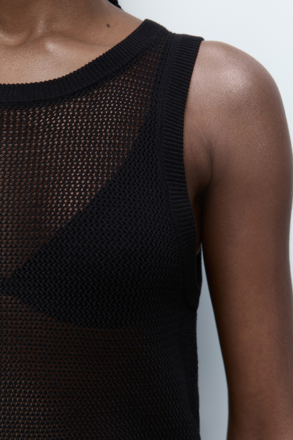 Майка вискозная тонкой вязки - цвет черный - 7