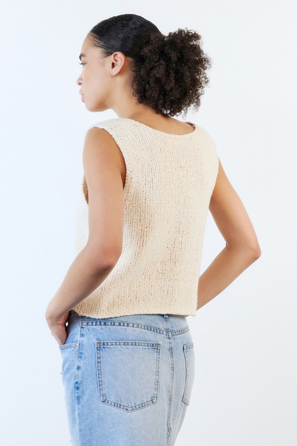 Топ-жилет вязаный на пуговицах - цвет бежевый - 5