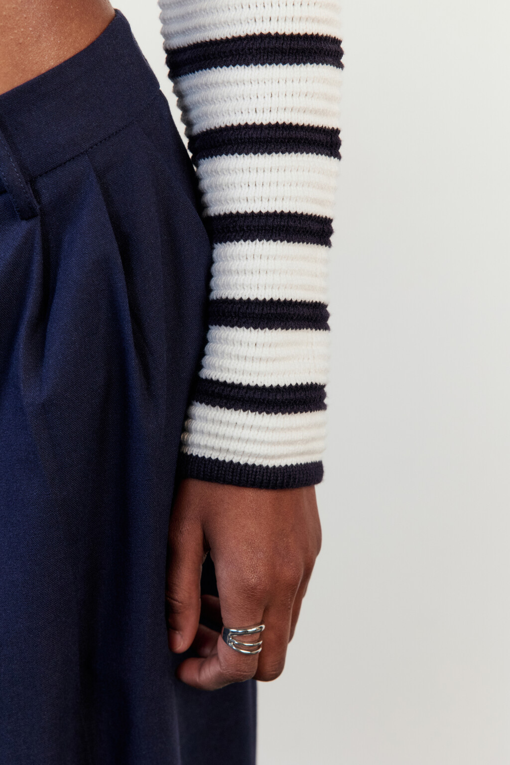 Кардиган вязаный укороченный в полоску - цвет белый - 7