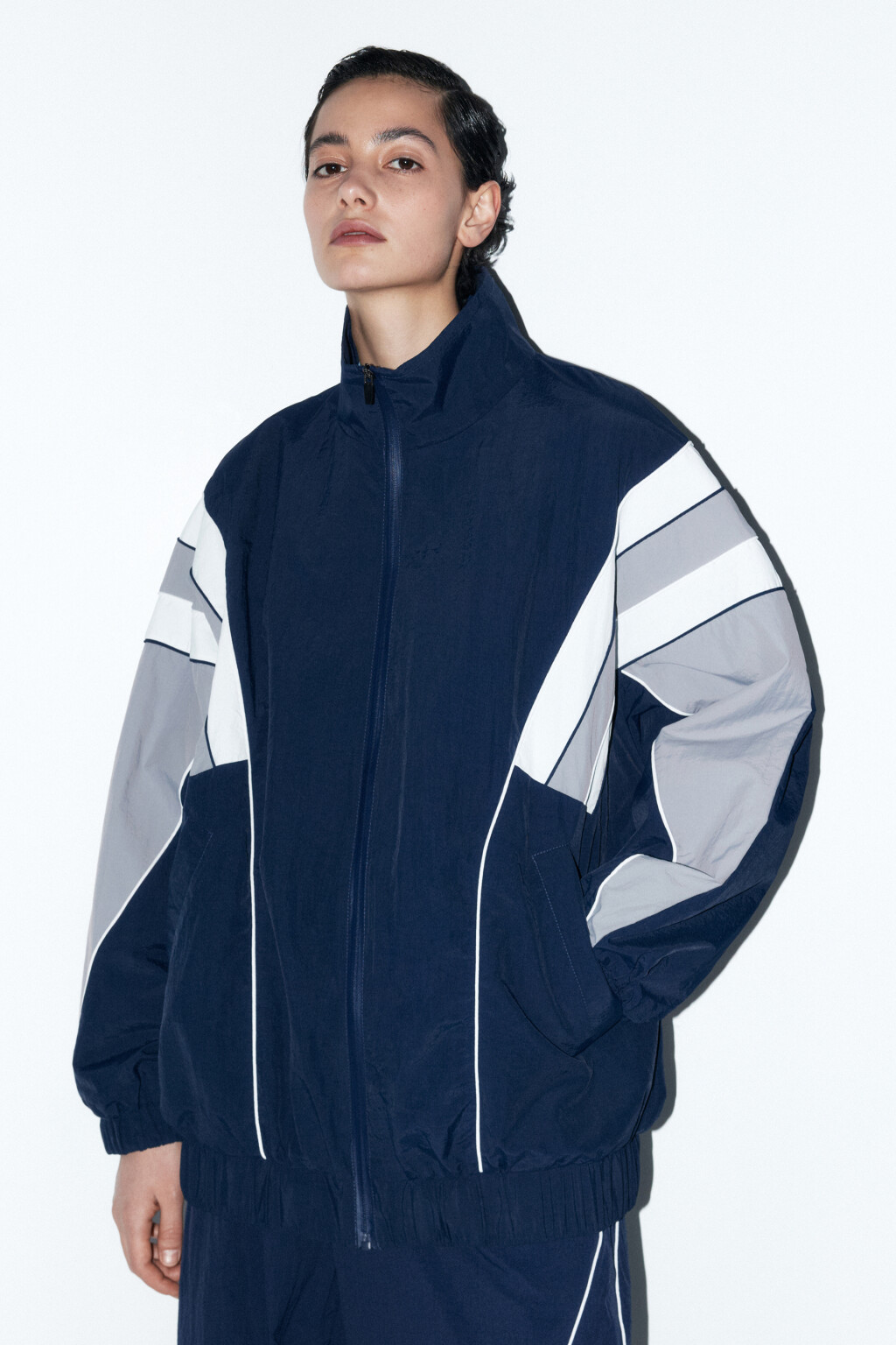 Куртка-олимпийка с геометрическим принтом - цвет синий - 2