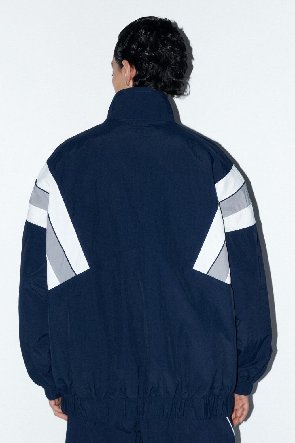 Куртка-олимпийка с геометрическим принтом - цвет синий - 4