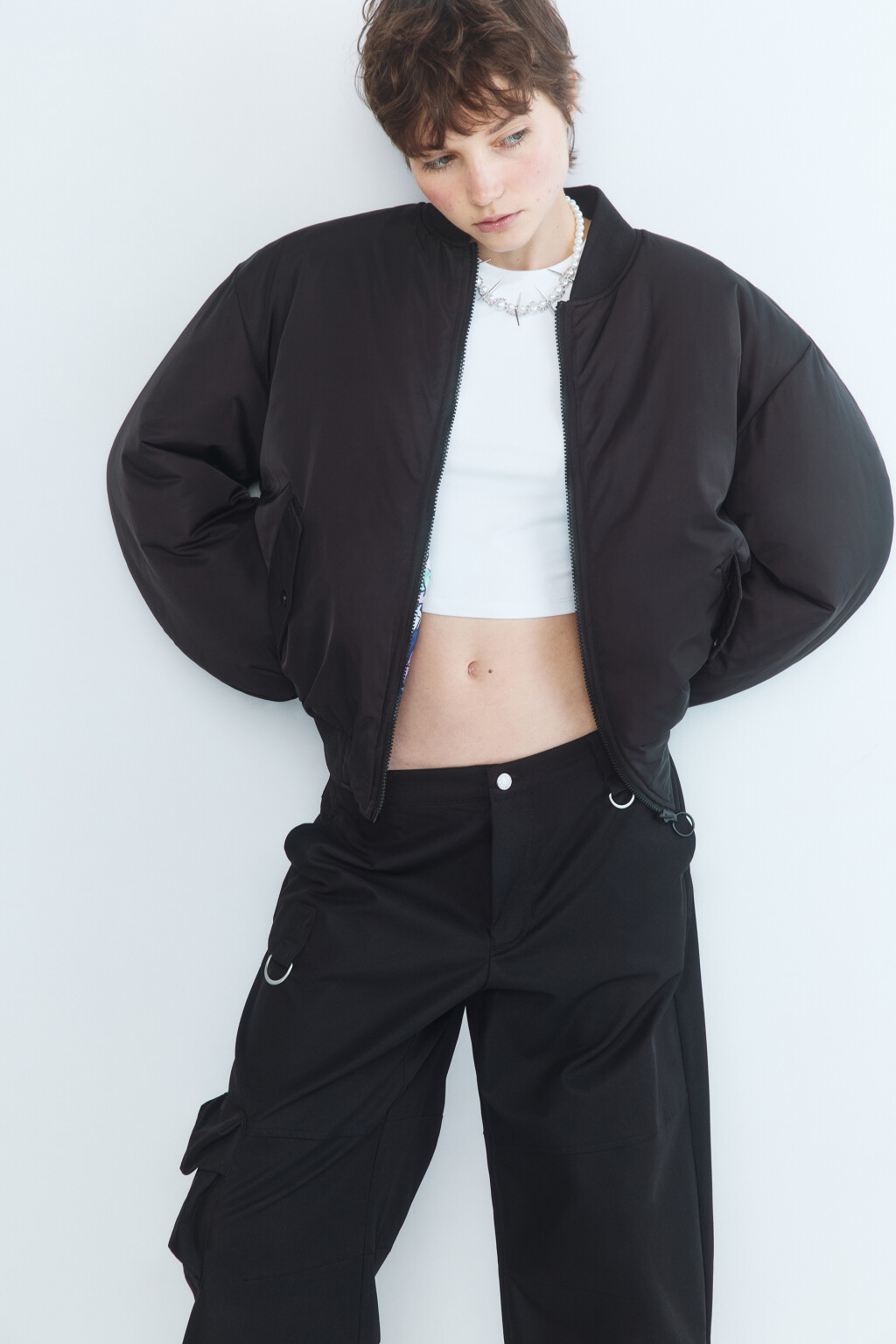 Куртка-бомбер двусторонняя утепленная - цвет черный - 2