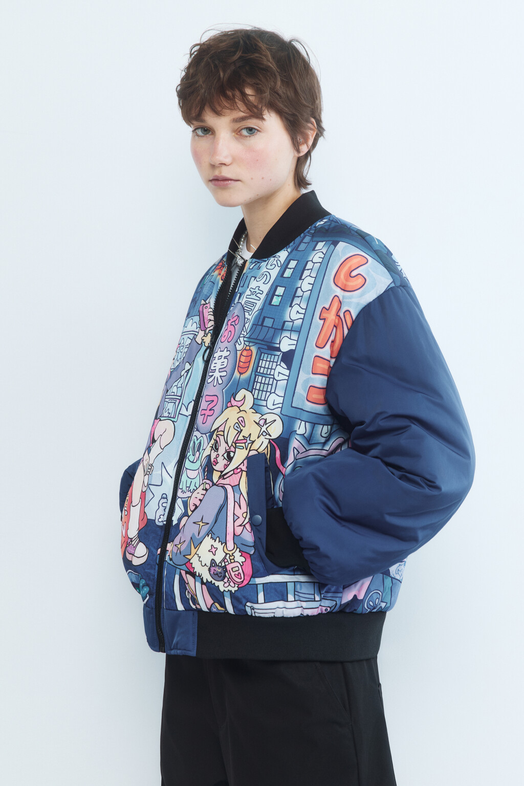 Куртка-бомбер двусторонняя утепленная - цвет черный - 4