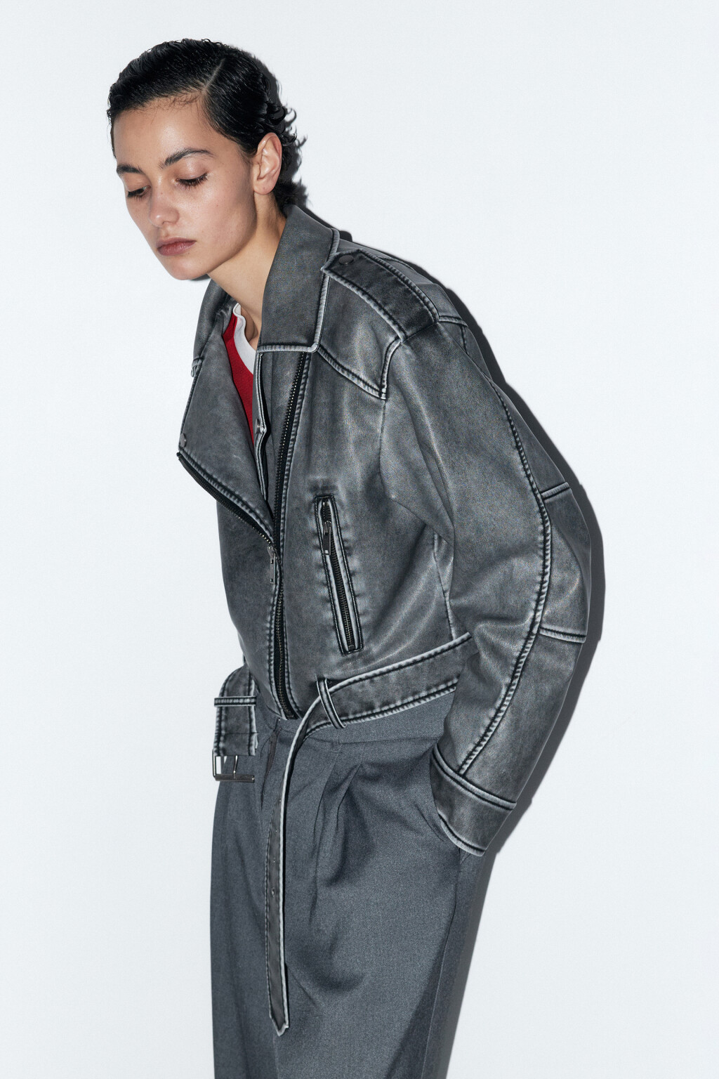Куртка-косуха байкерская укороченная - цвет серый - 3