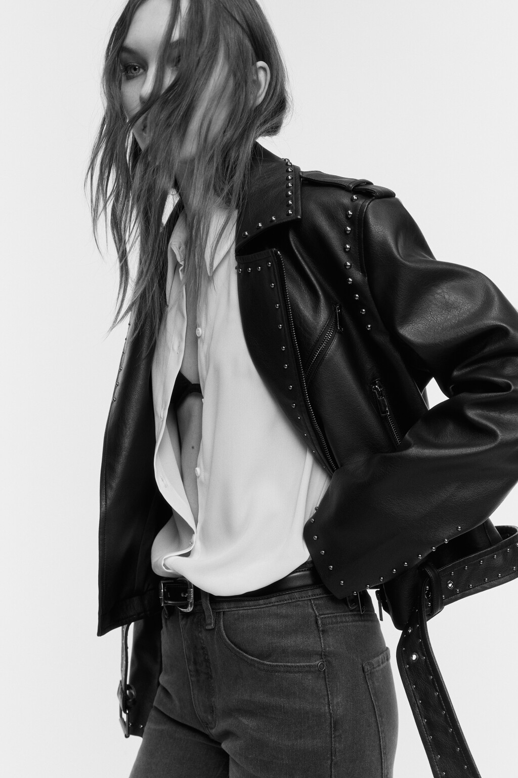 Куртка-косуха байкерская с заклепками - цвет черный - 1