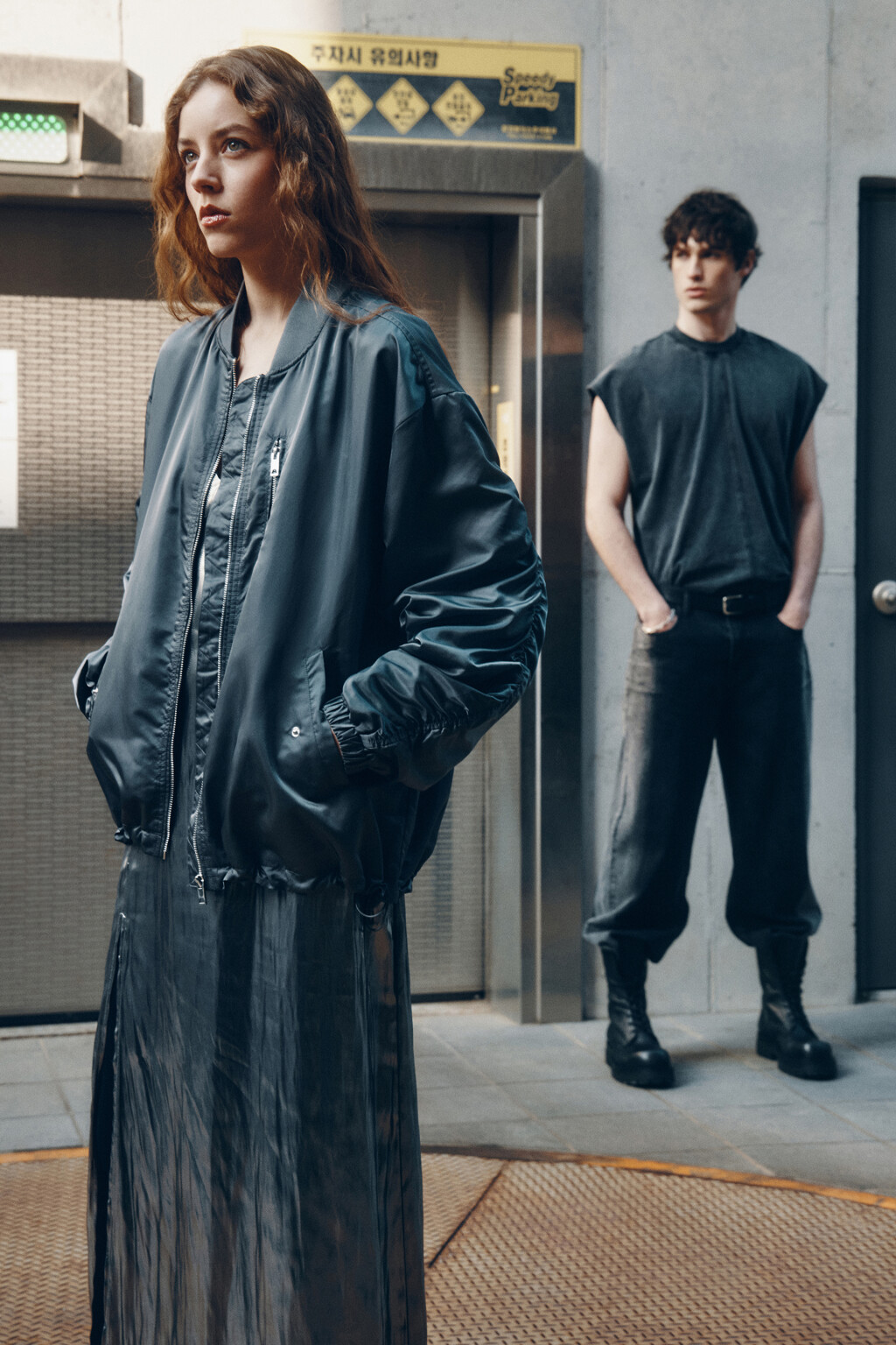 Куртка-бомбер oversize с драпировками - цвет серый - 11