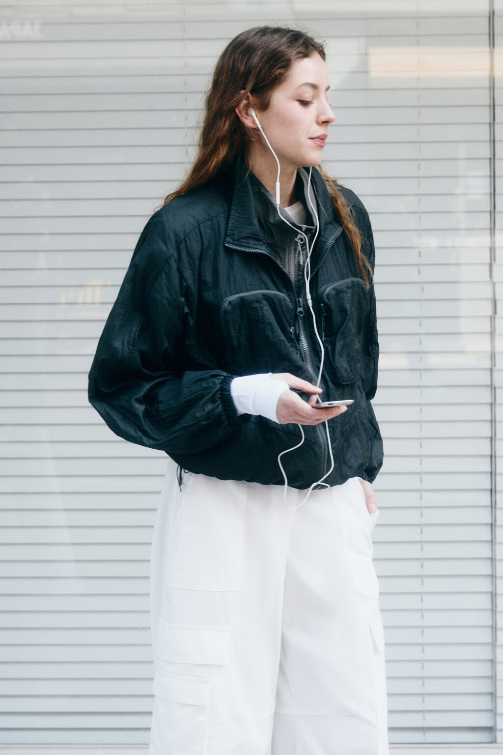 Куртка-ветровка из плащевой ткани - цвет зеленый - 9