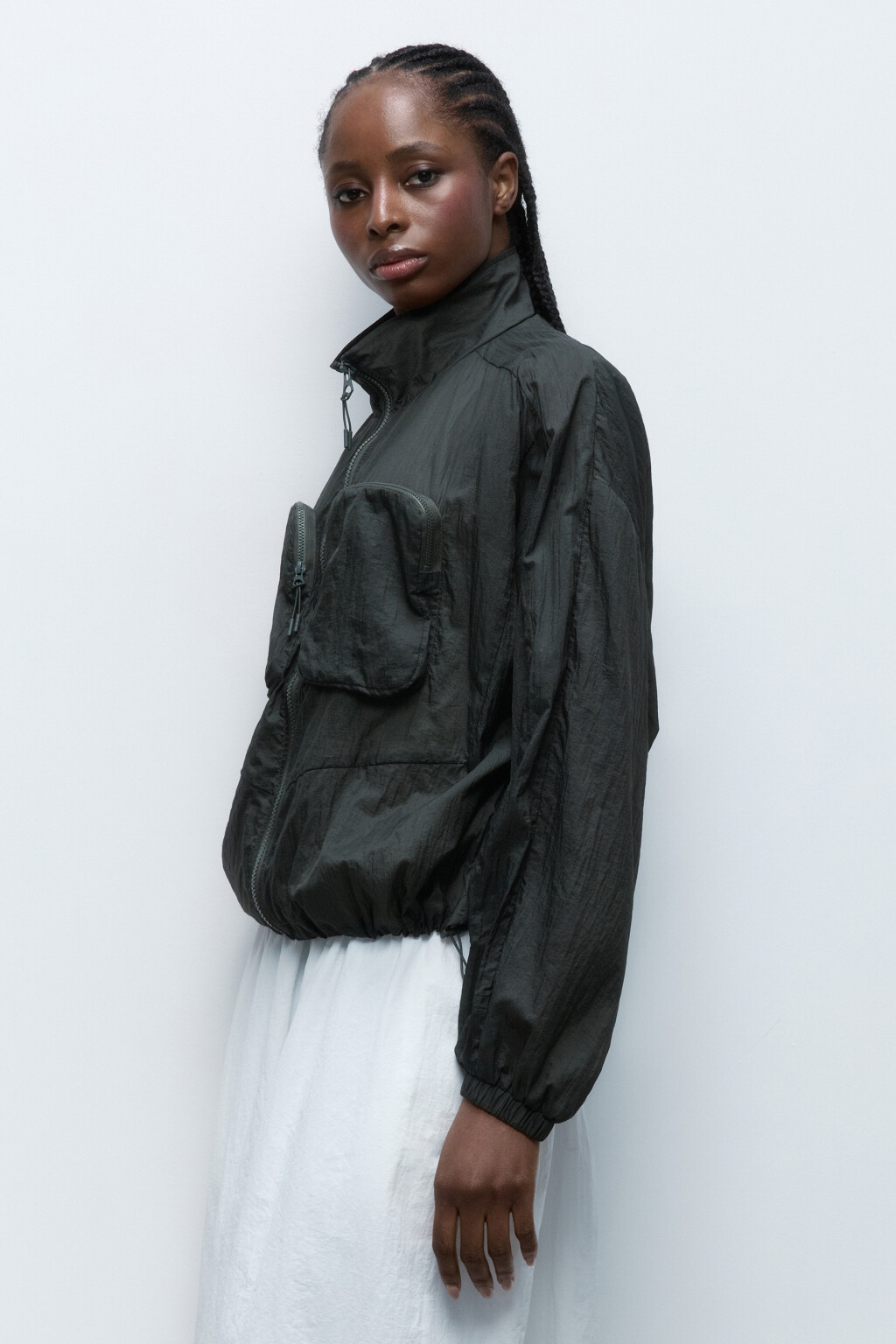 Куртка-ветровка из плащевой ткани - цвет зеленый - 3