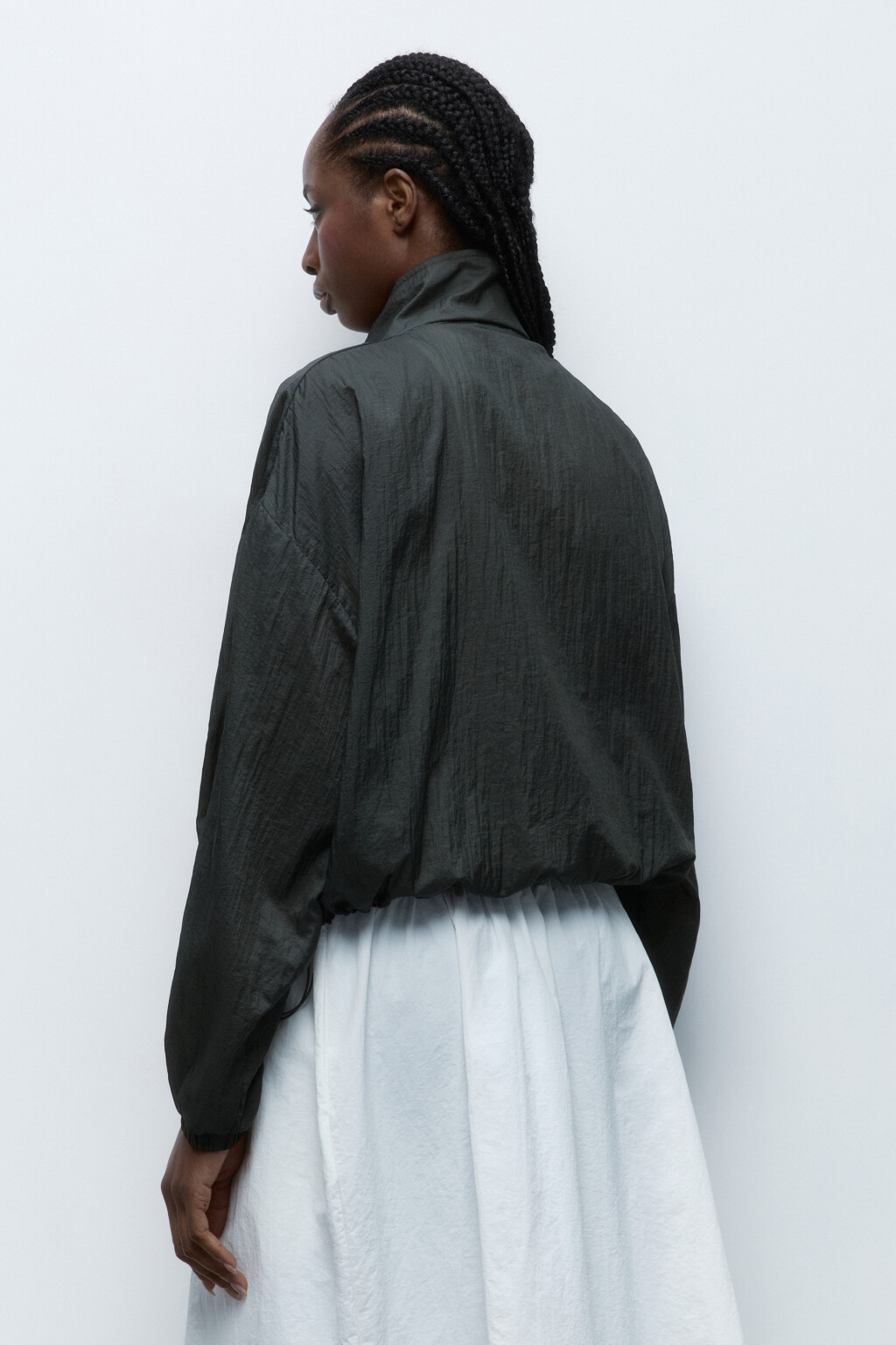 Куртка-ветровка из плащевой ткани - цвет зеленый - 4