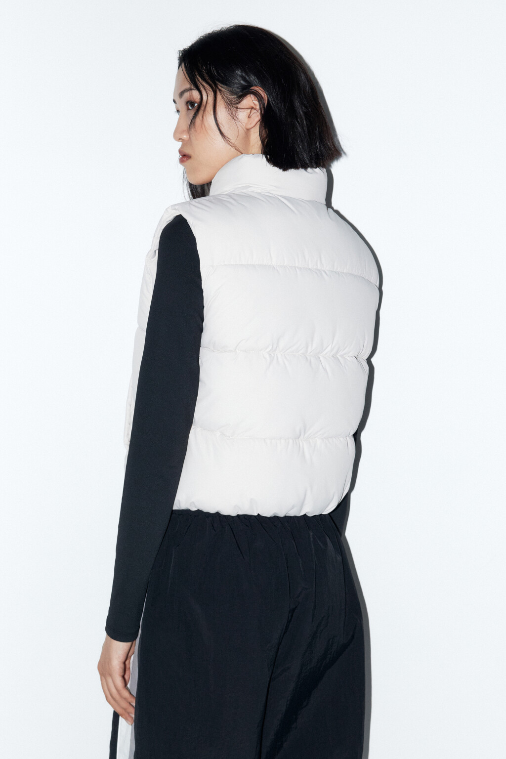 Жилет стеганый укороченный с воротником - цвет бежевый - 4