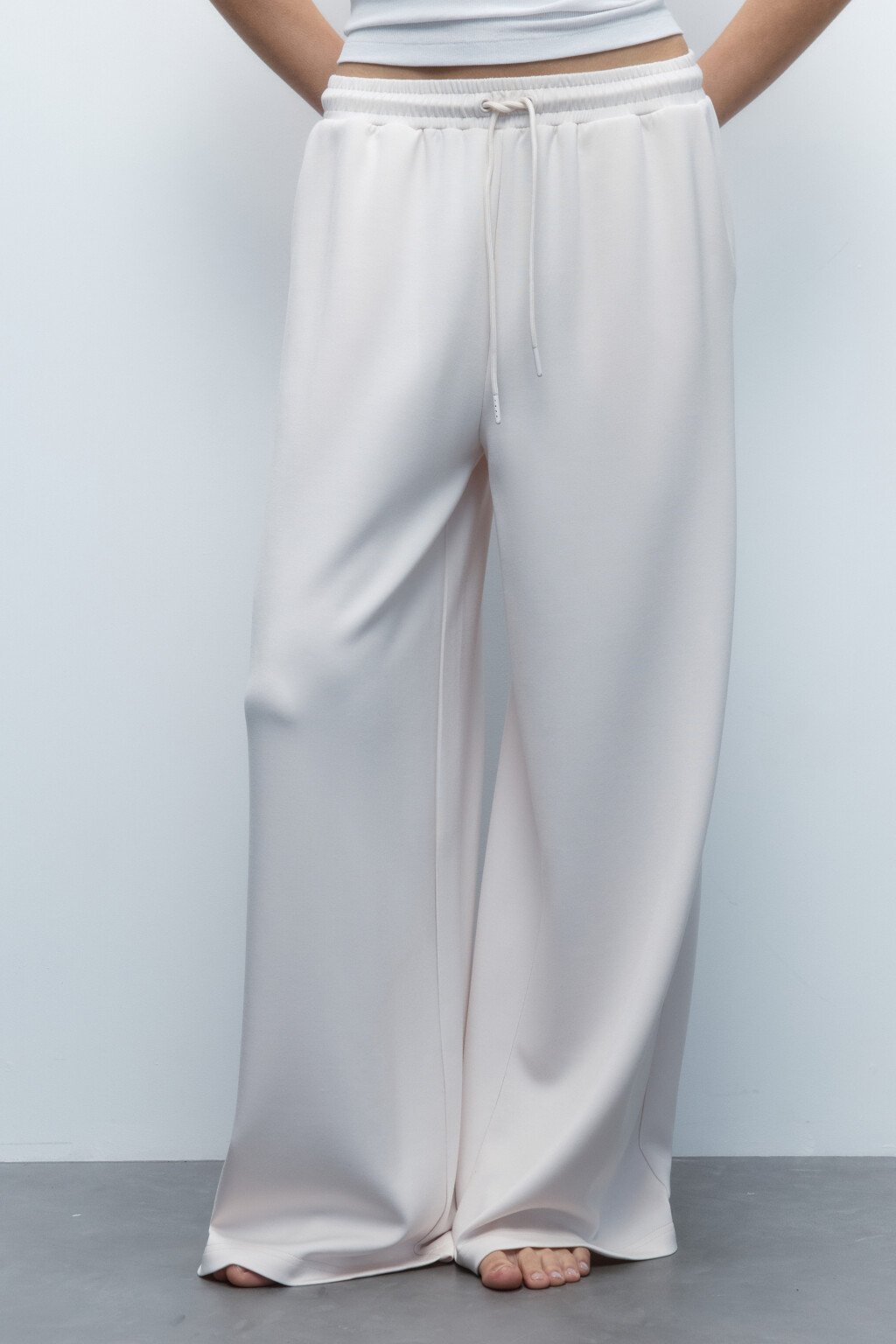 Брюки спортивные широкие из модала - цвет белый - 2