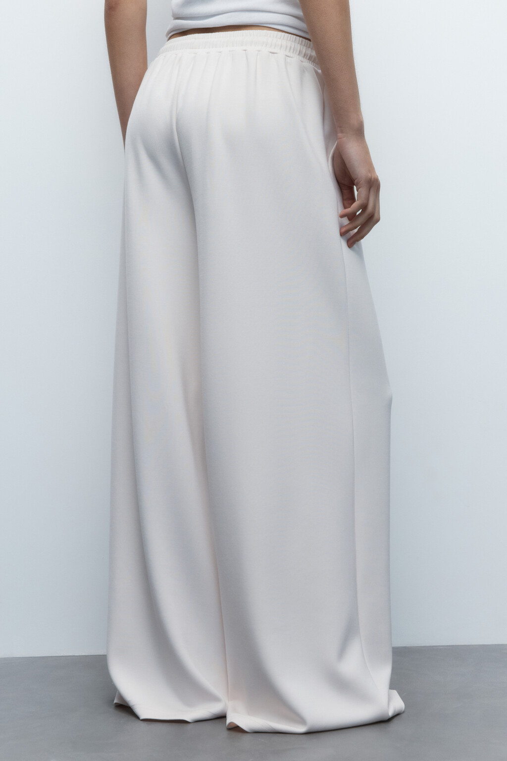 Брюки спортивные широкие из модала - цвет белый - 4