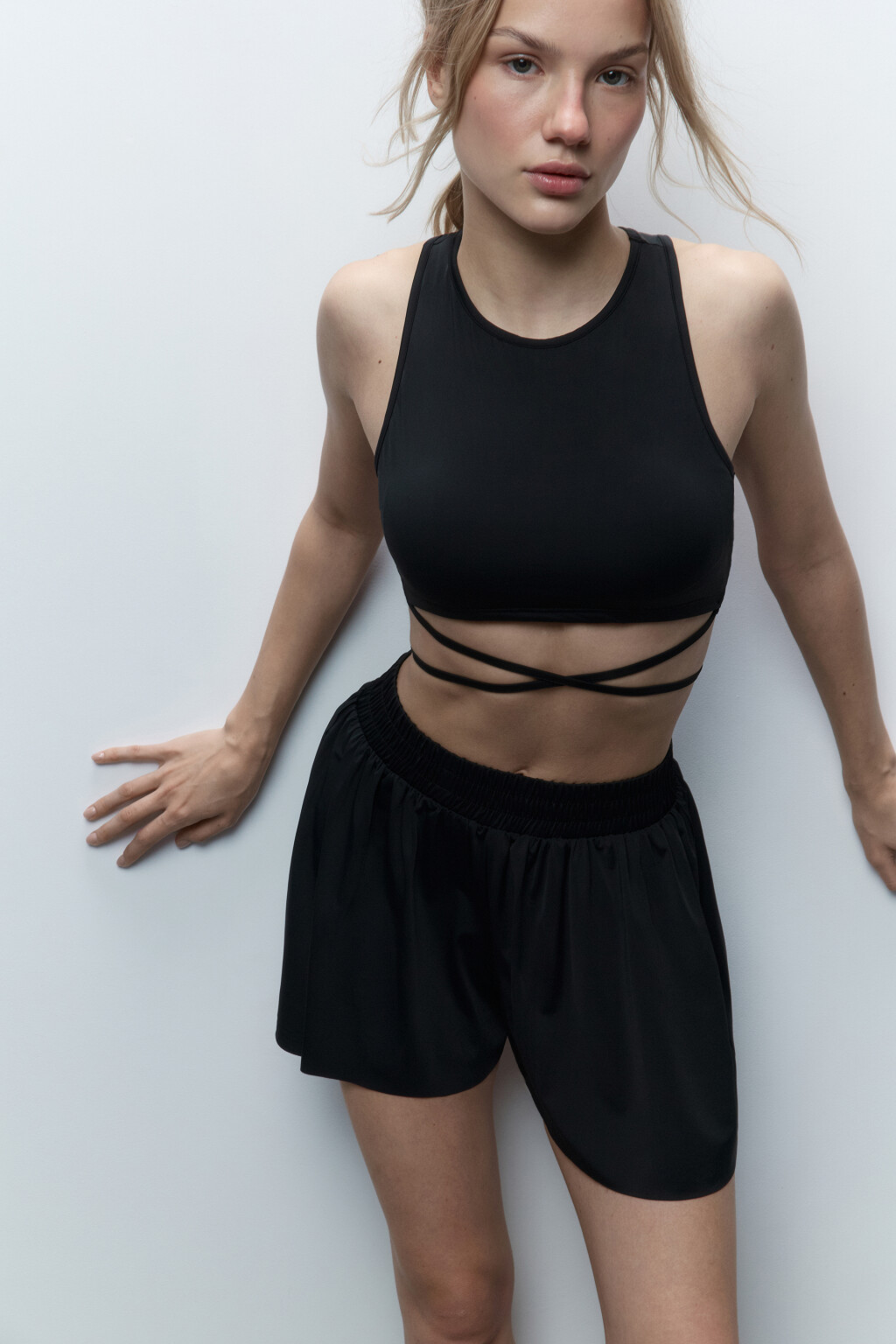 Топ-майка спортивный с завязками на талии - цвет черный - 1