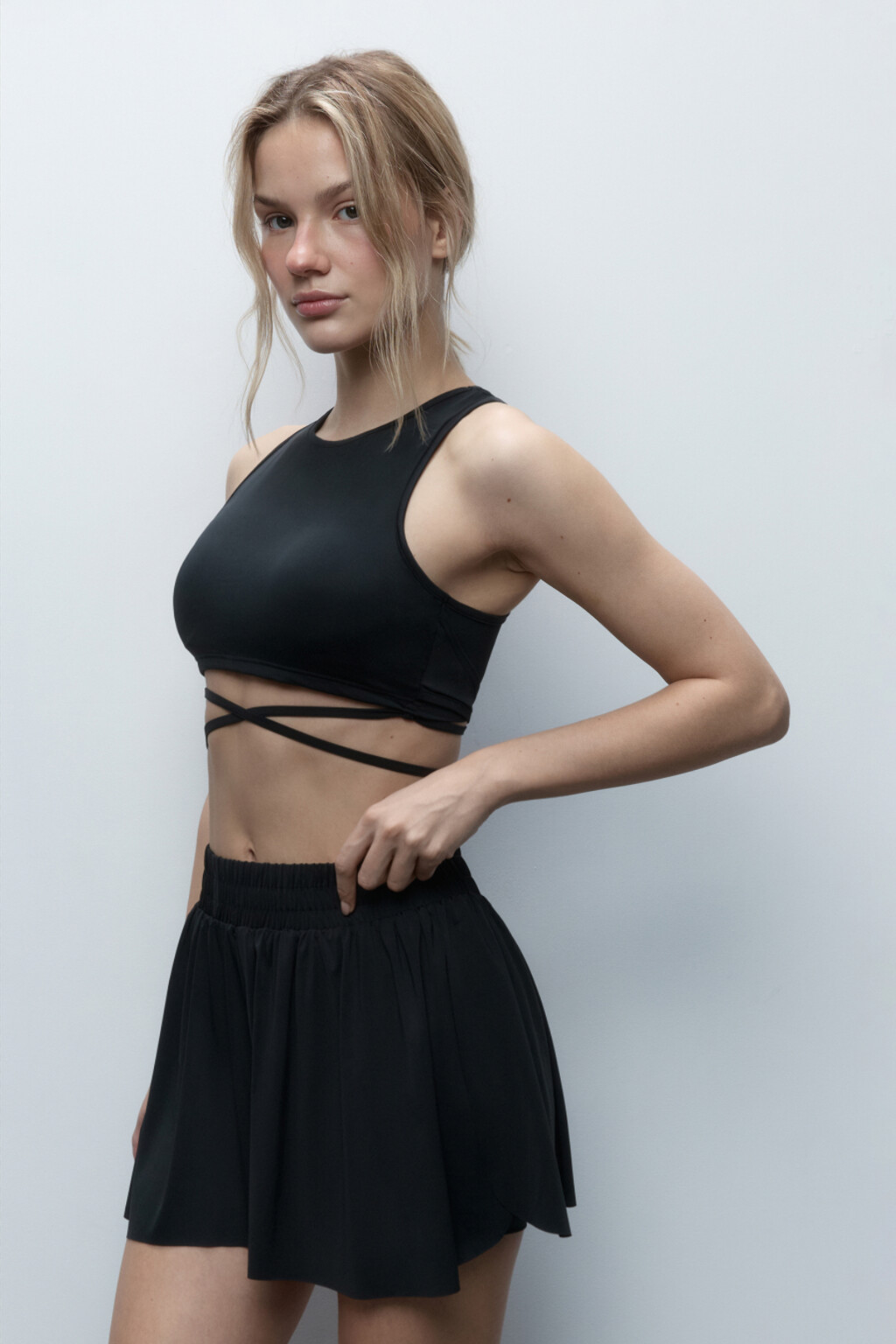 Топ-майка спортивный с завязками на талии - цвет черный - 4