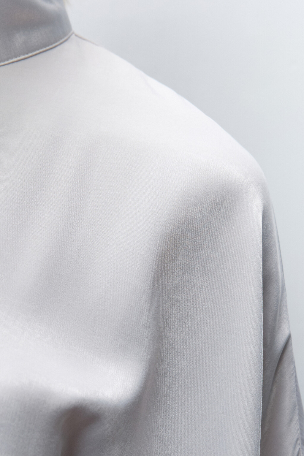 Куртка-олимпийка спортивная с шелковой фактурой - цвет ванильный - 6