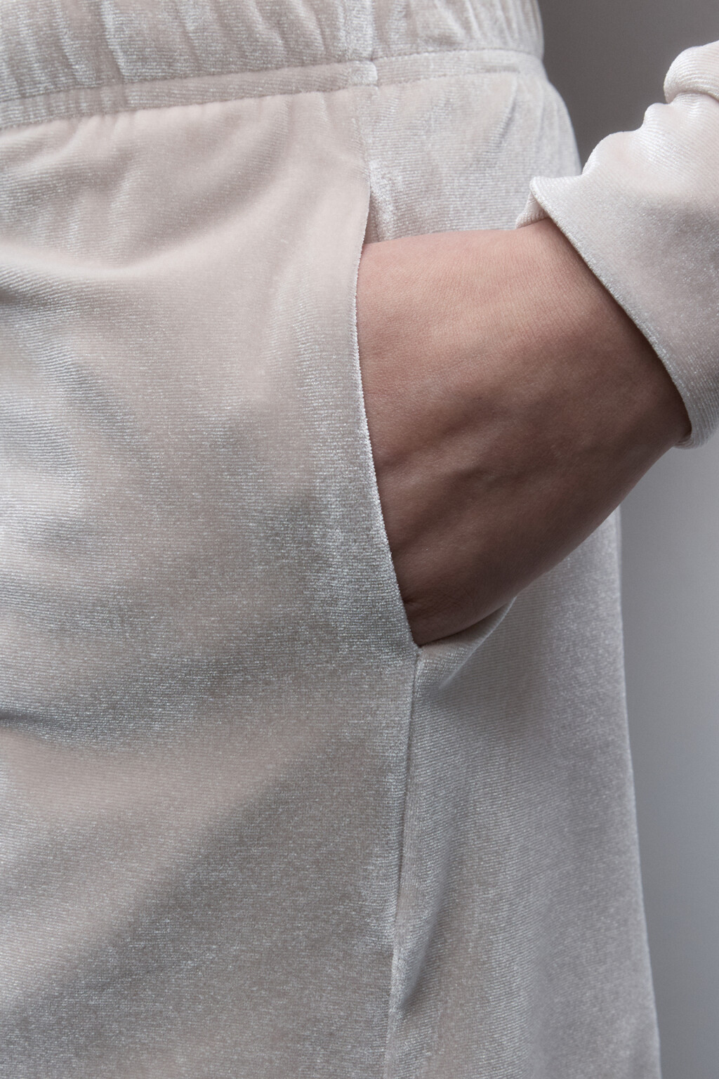 Шорты домашние велюровые с поясом-резинкой - цвет бежевый - 7