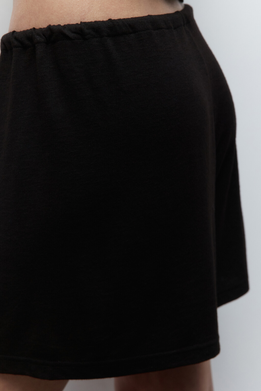 Шорты домашние свободные из вискозы - цвет черный - 7