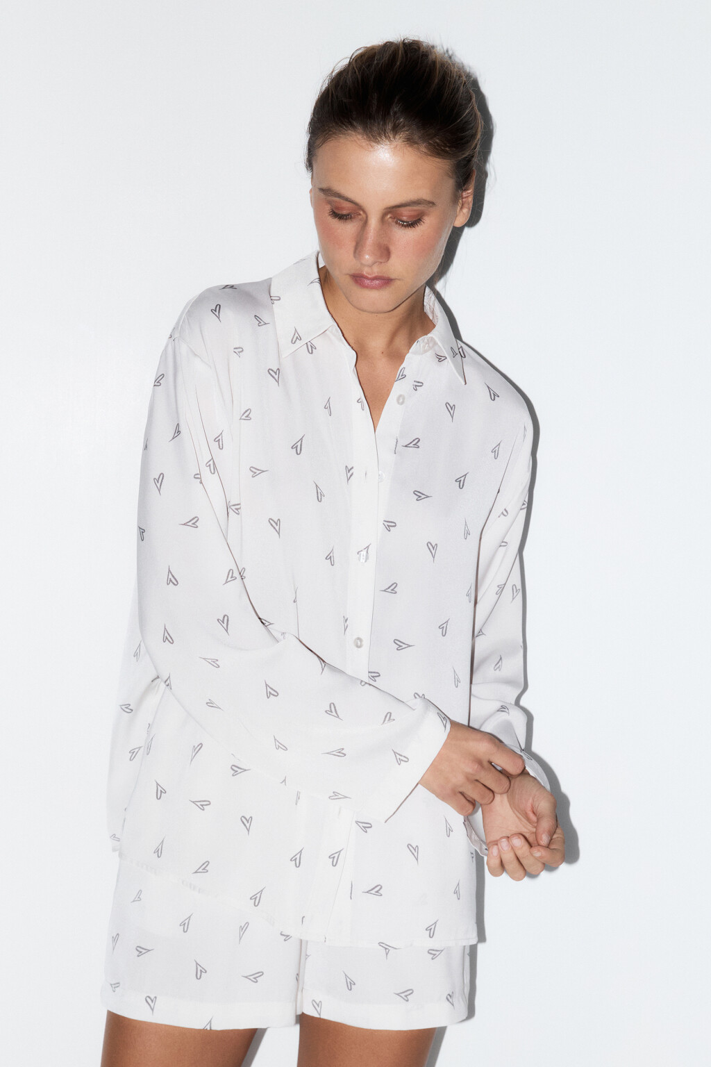 Блузка домашняя атласная с принтом - цвет бежевый - 2