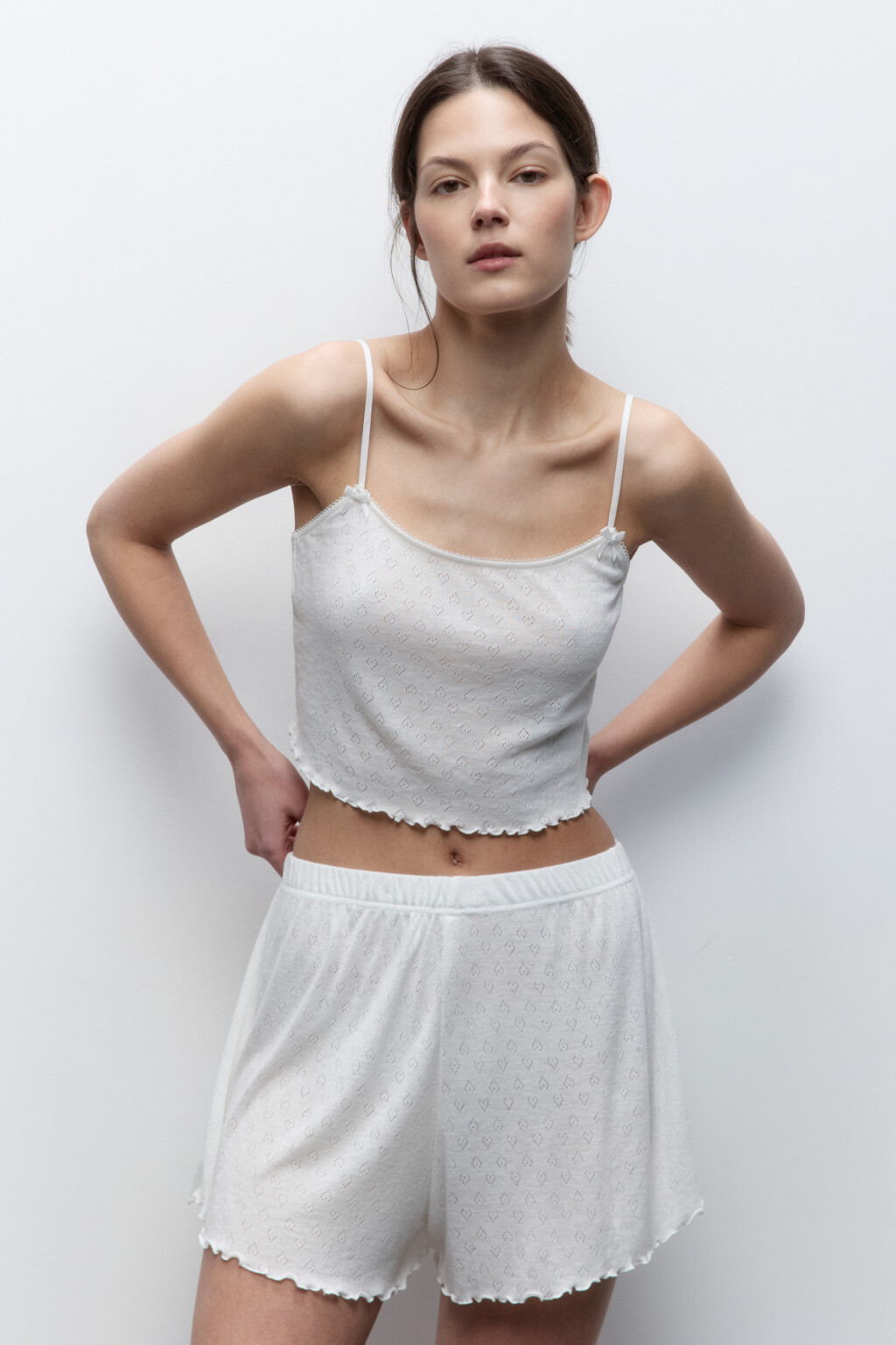 Майка-топ домашняя в рубчик на бретельках - цвет белый - 2