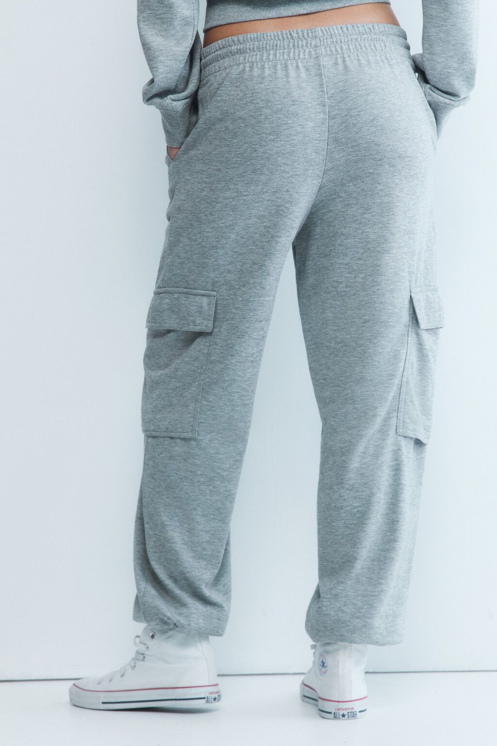 Брюки-джоггеры из футера с высокой посадкой - цвет серый - 4