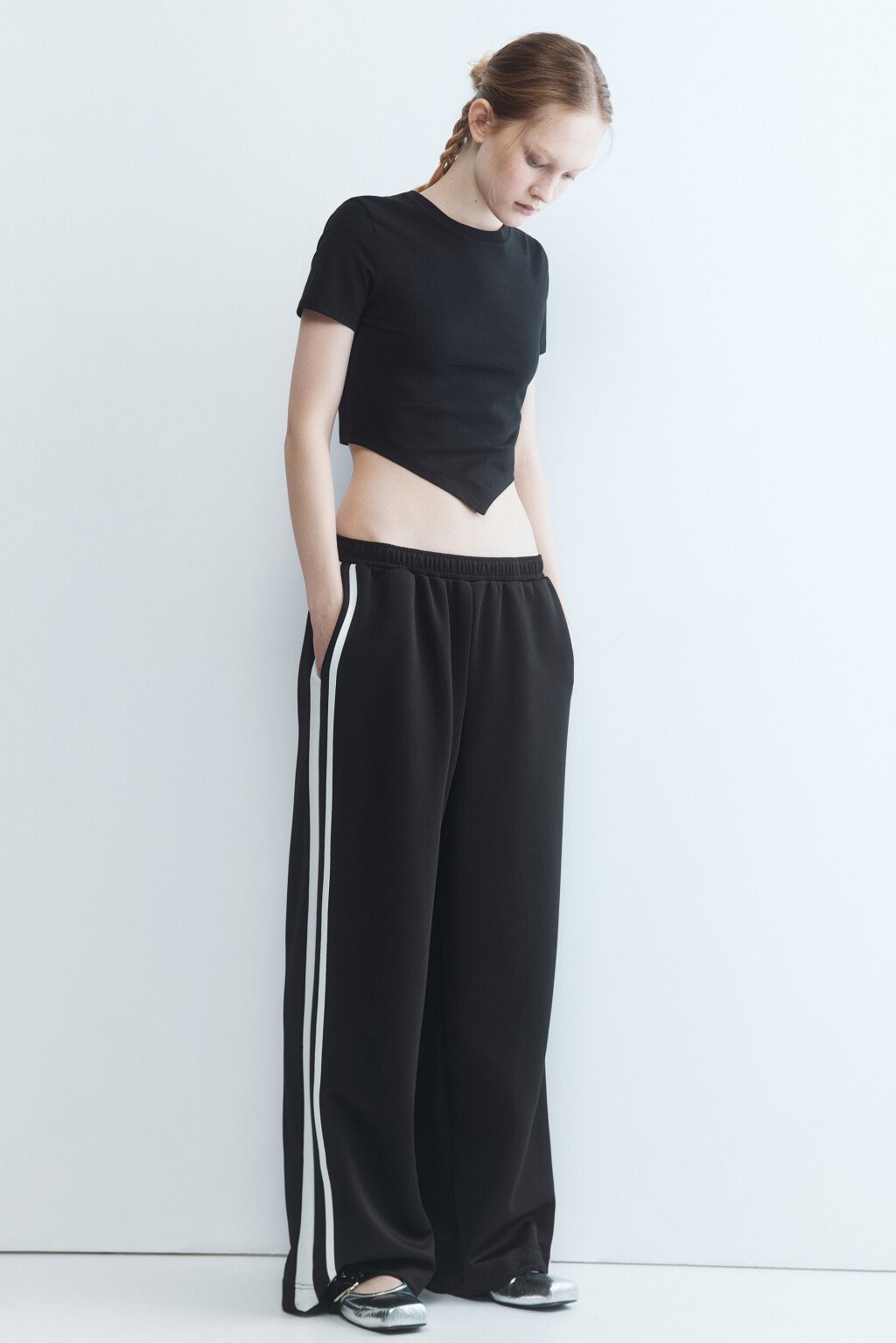 Футболка облегающая с фигурным низом - цвет черный - 1