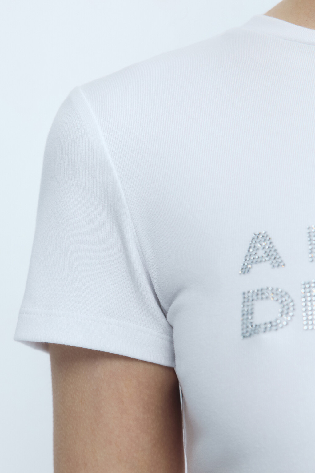 Футболка-топ вискозная со стразами - цвет белый - 7